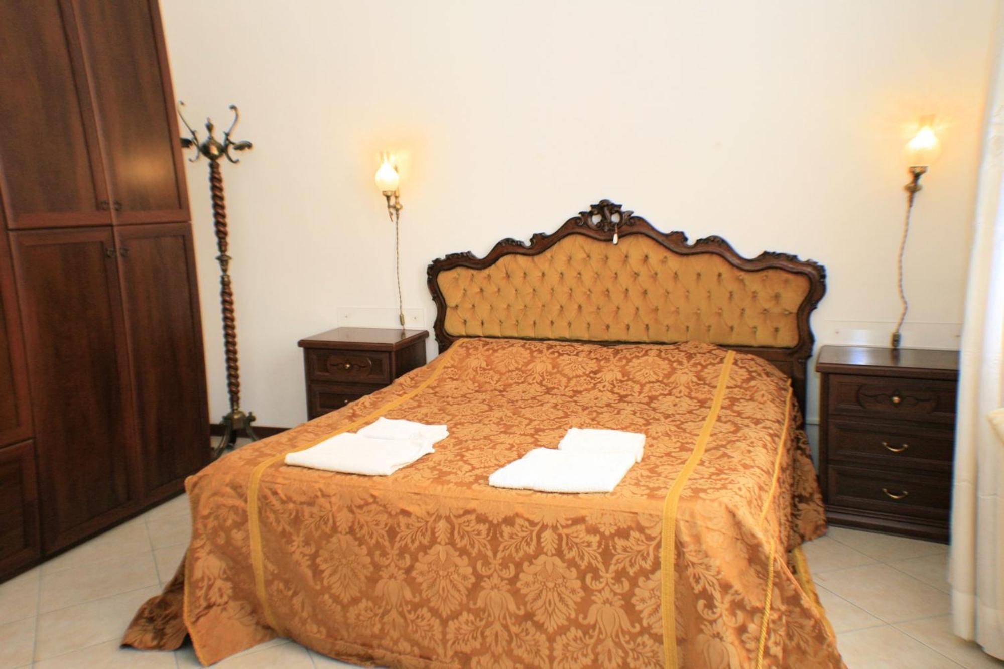 Queen House Venezia Zimmer foto
